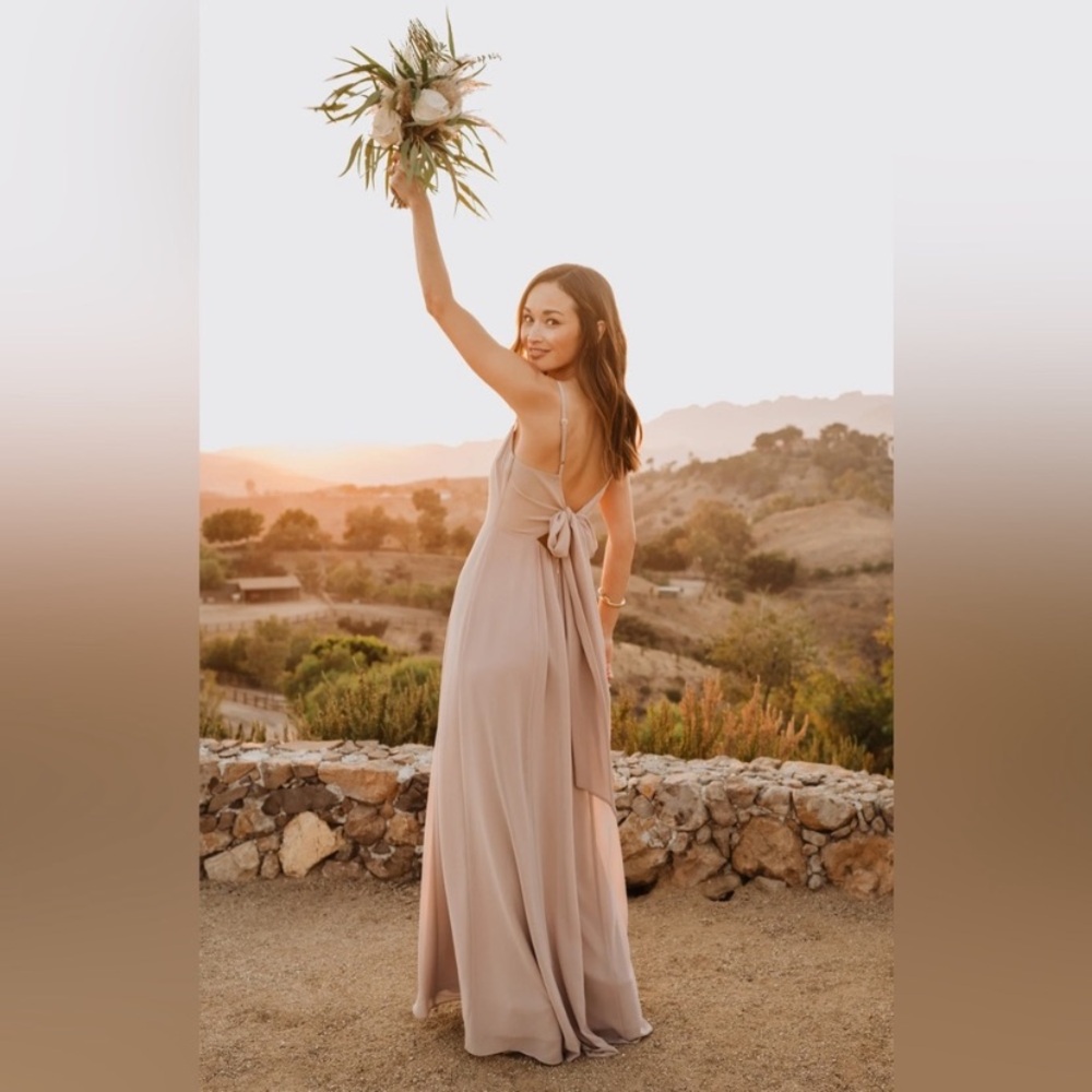 Show me your MuMu The Lauren Tie Maxi Dress in beige chiffon size medium